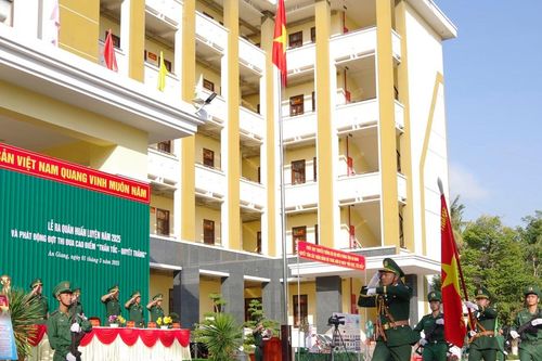 Bộ đội Biên phòng tỉnh An Giang ra quân huấn luyện năm 2025