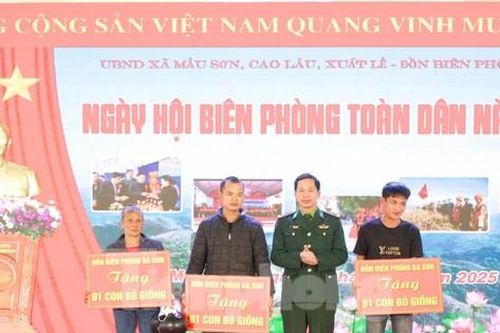 'Ngày hội Biên phòng toàn dân' trên tuyến biên giới Lạng Sơn