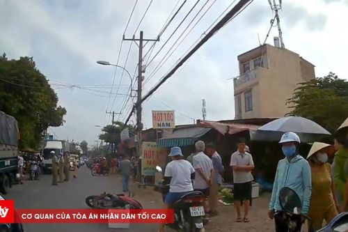 Người đàn ông bị xe máy cán qua người tử vong tại chỗ