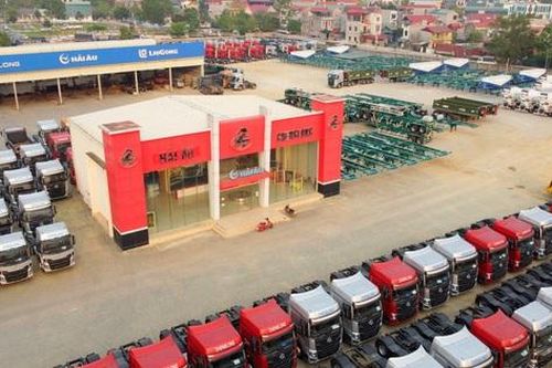 Xe tải Trung Quốc nhập khẩu tăng vọt từ đầu năm