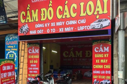 Cùng làm cầm đồ, tại sao F88 không dùng biển đỏ, chữ vàng?