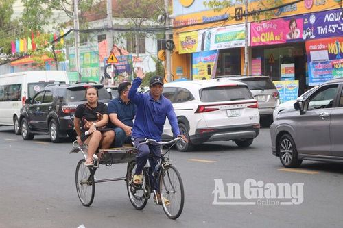 Về xứ 'xe vua'