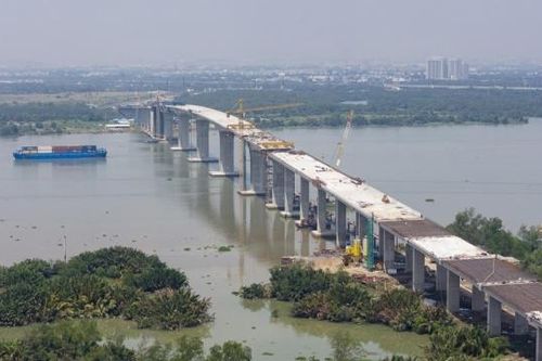 Toàn cảnh cầu lớn nhất Vành đai 3 Thành phố Hồ Chí Minh trước ngày hợp long