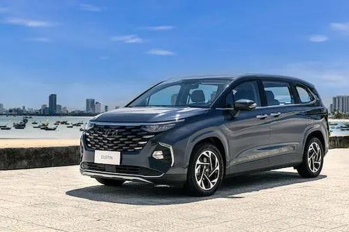 Hyundai giảm giá cho nhiều mẫu xe sản xuất năm 2024