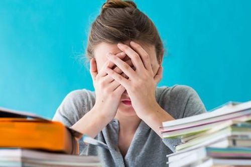 Phòng tránh các vấn đề sức khỏe tâm thần ở học sinh