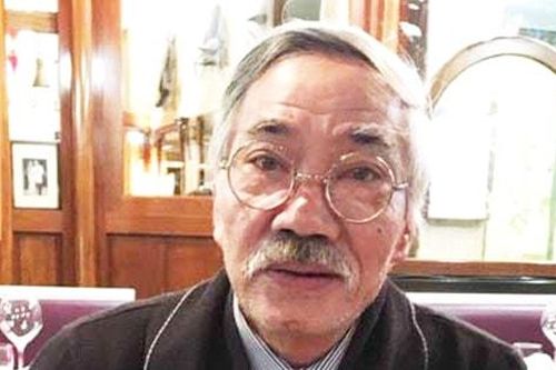 Người làm thơ bằng ánh sáng