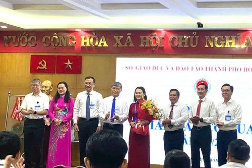 Sở GD&ĐT TP.HCM sáp nhập các phòng, bổ nhiệm hàng loạt cán bộ