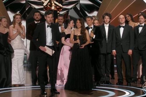 Giải Oscars 2025: 'Anora' dẫn đầu với 5 tượng vàng