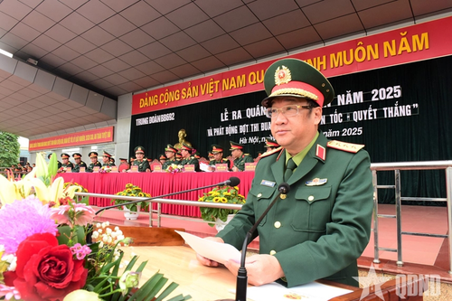 Thượng tướng Phạm Hoài Nam dự Lễ ra quân huấn luyện tại Trung đoàn 692, Sư đoàn 301
