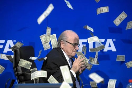 Hai cựu chủ tịch 'quyền lực' Sepp Blatter và Michel Platini ra hầu tòa