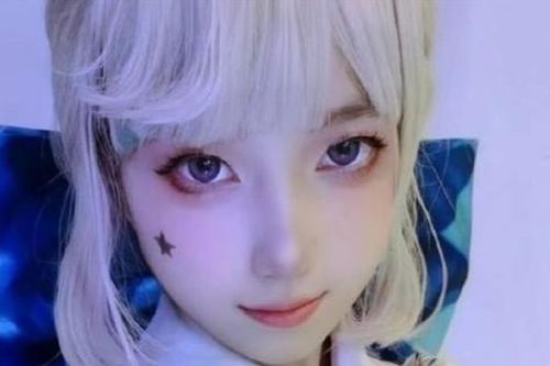 Hot girl mạng đột ngột qua đời ở tuổi 24