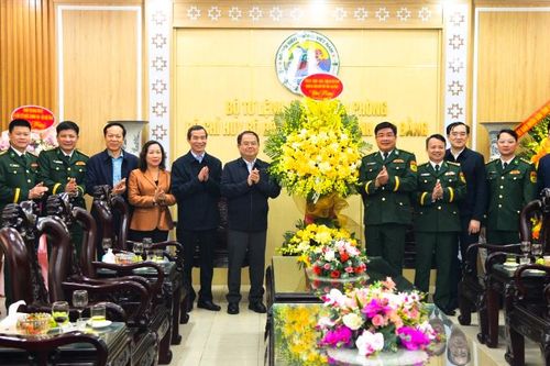 Bí thư Tỉnh ủy Cao Bằng chúc mừng ngày truyền thống lực lượng Bộ đội Biên phòng