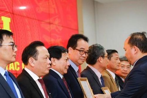 UBND tỉnh Gia Lai công bố quyết định nhân sự sau khi hợp nhất