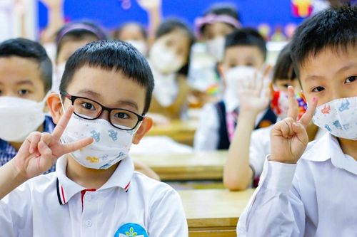 Ý nghĩa từ chủ trương của Bộ Chính trị về miễn học phí, không kỷ luật sinh con thứ 3