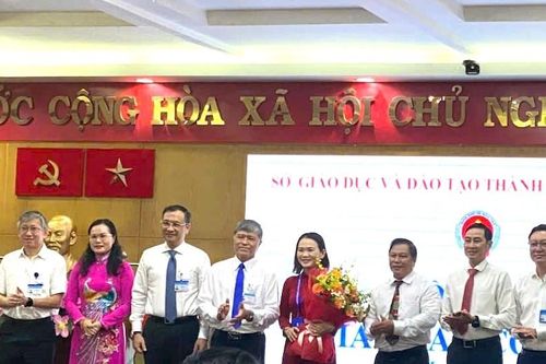 Sở GD-ĐT TPHCM sáp nhập các phòng, bổ nhiệm hàng loạt cán bộ