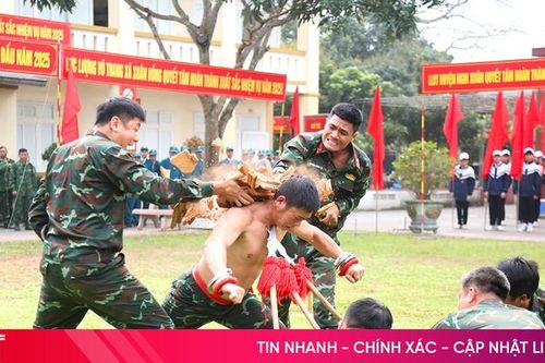 Các địa phương Hà Tĩnh ra quân huấn luyện năm 2025