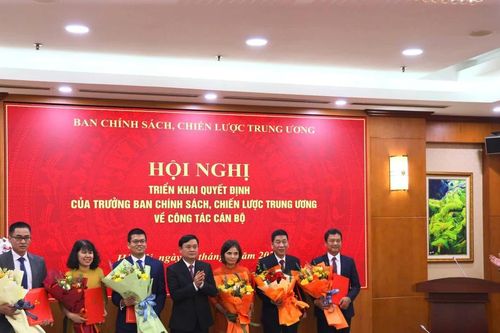 Ban Chính sách, chiến lược Trung ương triển khai quyết định về công tác cán bộ