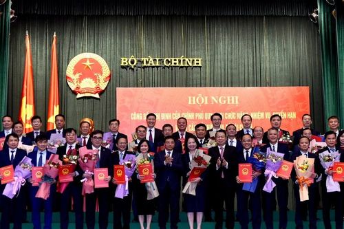 Sau hợp nhất và tinh gọn bộ máy, Bộ Tài chính đã giảm 3.600 đầu mối