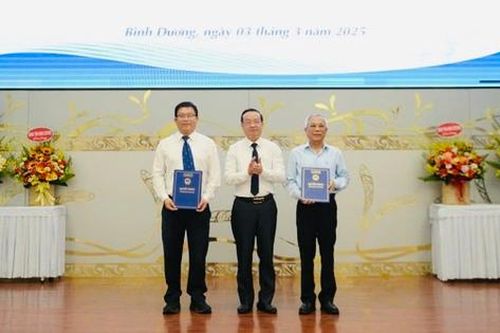 Nguyên Giám đốc Sở TT&TT Bình Dương chính thức làm Chủ tịch Hội đồng Trường ĐH Thủ Dầu Một