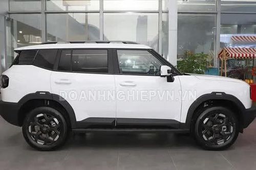 SUV địa hình công suất 251 mã lực, thiết kế hầm hố, giá hơn 420 triệu đồng