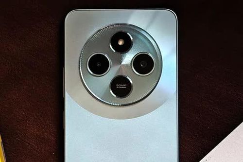 Xiaomi ra mắt smartphone chống nước, RAM 8 GB, pin 5.160mAh, giá chưa tới 3 triệu đồng