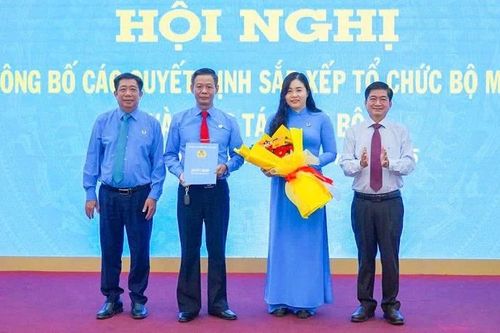 LĐLĐ tỉnh Sóc Trăng công bố các quyết định về tổ chức bộ máy