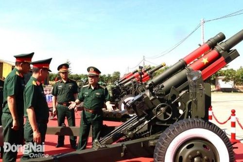 Tư lệnh Binh chủng Pháo binh chỉ đạo lễ ra quân huấn luyện tại Đồng Nai
