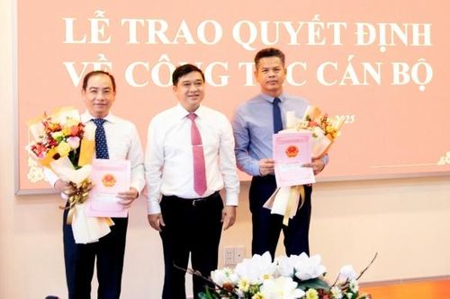 Sở Xây dựng công bố các quyết định về công tác cán bộ