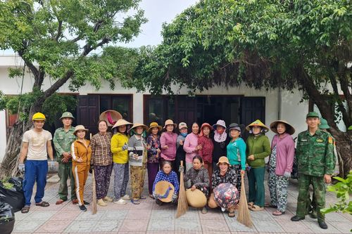 Tổ phụ nữ hoạt động vì cộng đồng