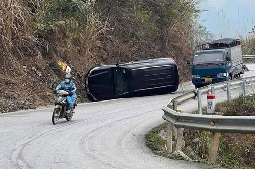 Cảnh báo tai nạn giao thông trên quốc lộ 4A do đường trơn trượt