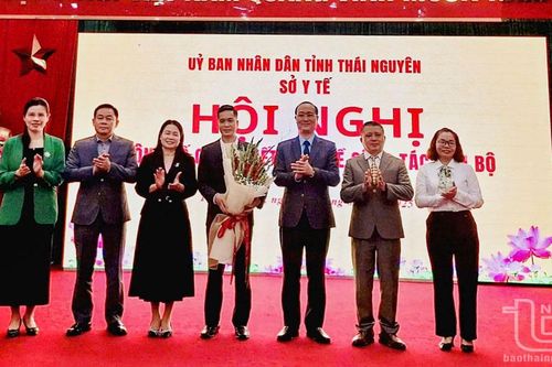 Điều động, bổ nhiệm Phó Giám đốc Sở Y tế