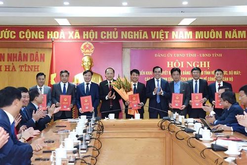 Hà Tĩnh: Ông Trần Quang Tuấn được bầu giữ chức Giám đốc Sở Xây dựng