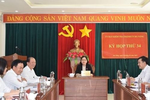 Khai trừ đảng phó giám đốc dùng chứng chỉ giả để hoàn thiện hồ sơ dự thầu