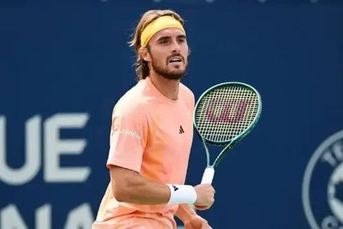 Stefanos Tsitsipas trở lại top 10 ATP