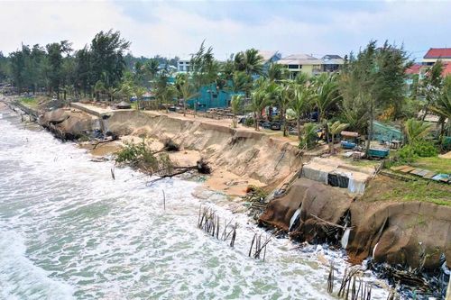 Quảng Nam: Bờ biển Tân Thành bị sạt lở nghiêm trọng