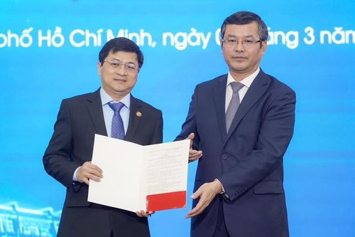 Một đại học lớn ở TP.HCM có hiệu trưởng sau gần 4 năm 'trống ghế'