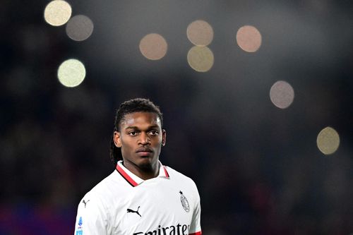 Dấu chấm hết cho Leao, Theo ở Milan