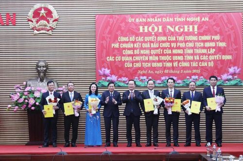 Nghệ An bổ nhiệm 7 giám đốc sở sau hợp nhất