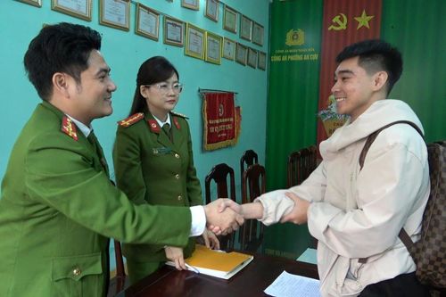 Hoàn tiền 'đi lạc'