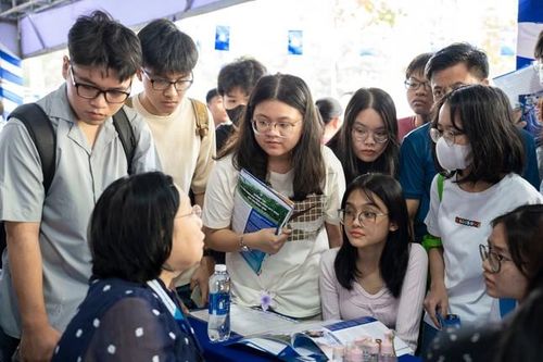 Bốn điểm mới cần lưu ý với kỳ xét tuyển đại học, cao đẳng năm 2025