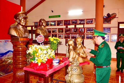 BĐBP Quảng Ngãi dâng hương tưởng nhớ Trung tướng Phạm Kiệt