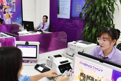 Trường hợp nào tài khoản ngân hàng bị phong tỏa?
