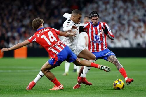 Lịch thi đấu chi tiết lượt đi vòng 1/8 Champions League sáng 5/3