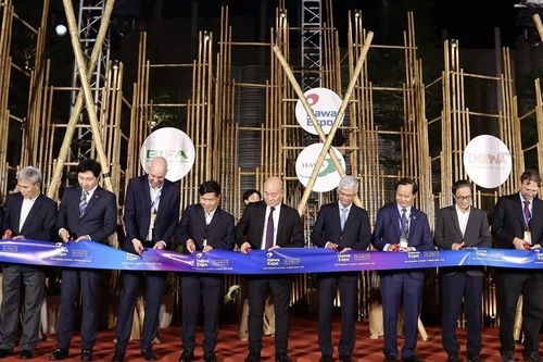 Khai mạc Hội chợ xuất khẩu đồ gỗ và nội thất 2025