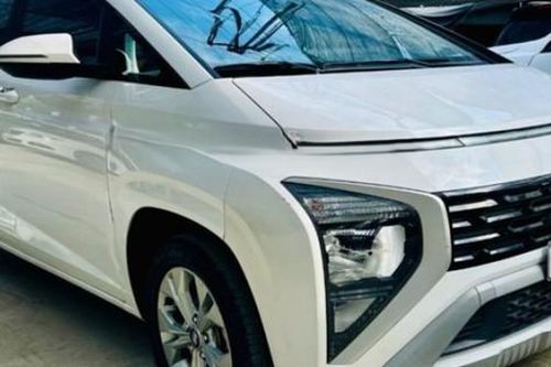 Hyundai Stargazer trắng tinh tươm, chỉ 445 triệu đồng sau 30.000Km