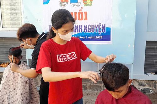 Huyện đoàn Phú Tân ra quân Tháng Thanh niên năm 2025