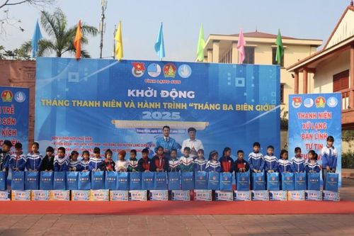 Sôi nổi các hoạt động trong chương trình khởi động tháng thanh niên và hành trình 'Tháng ba biên giới' cấp tỉnh năm 2025