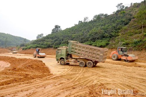 Quyết liệt giải phóng mặt bằng các công trình giao thông trọng điểm