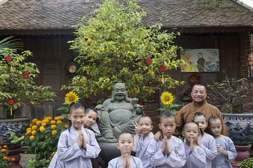 Tình thương nơi cửa Phật