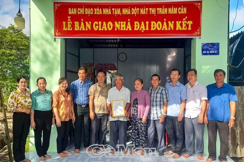 Năm Căn nỗ lực xóa nhà tạm, nhà dột nát